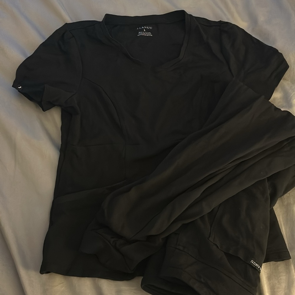 Jaanuu Black Scrub Set